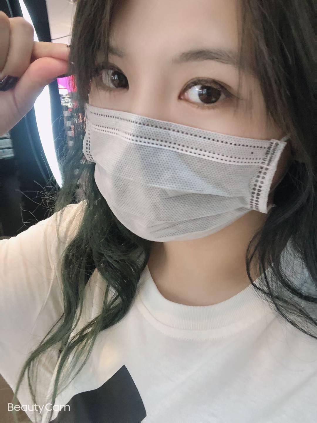 性格温柔，服务周到清纯妹子